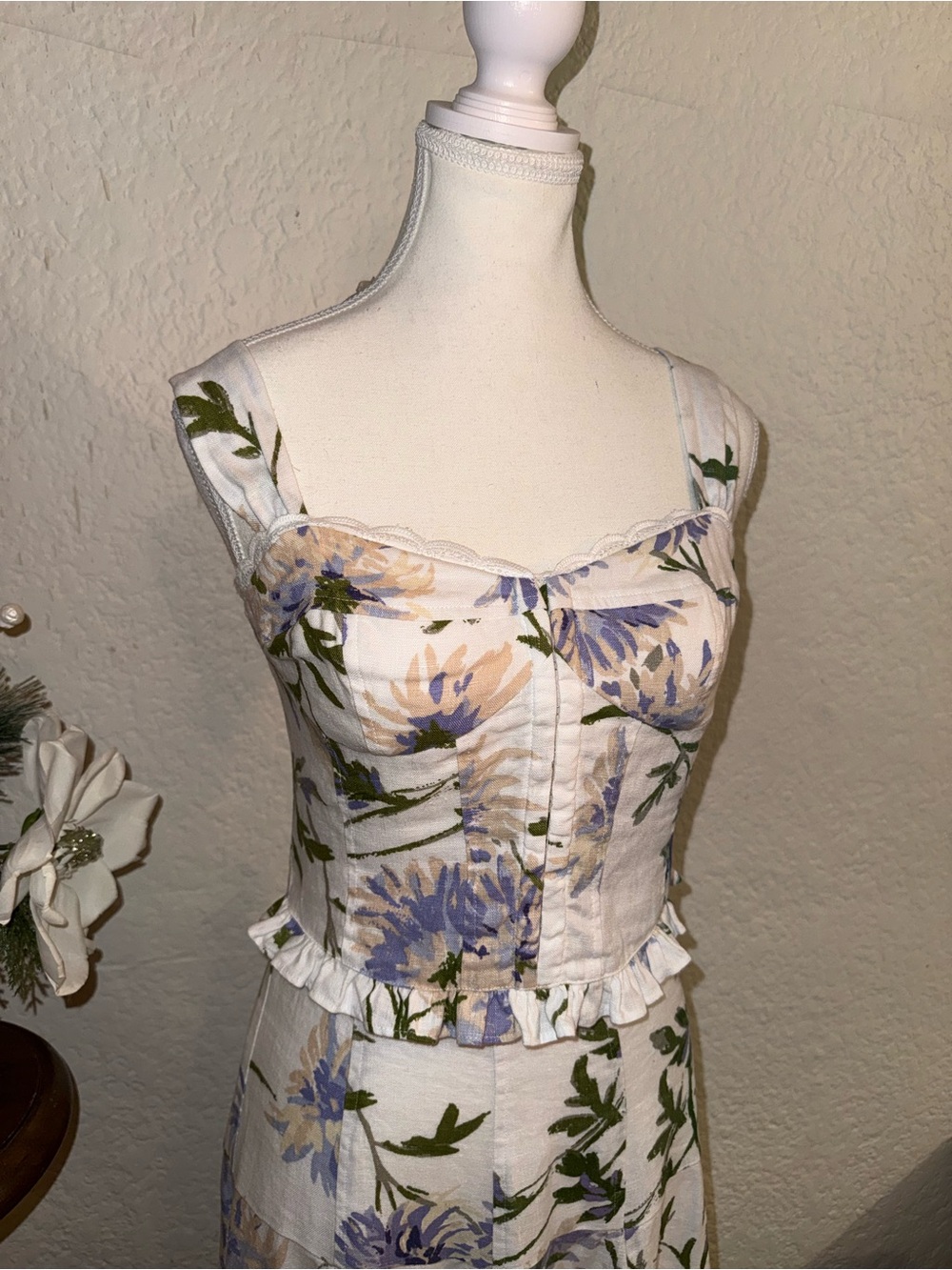 Reformation Anatolia Corset Tank & A-Line Midi Skirt linen Set white floral sz 4 - Picture 3 of 16